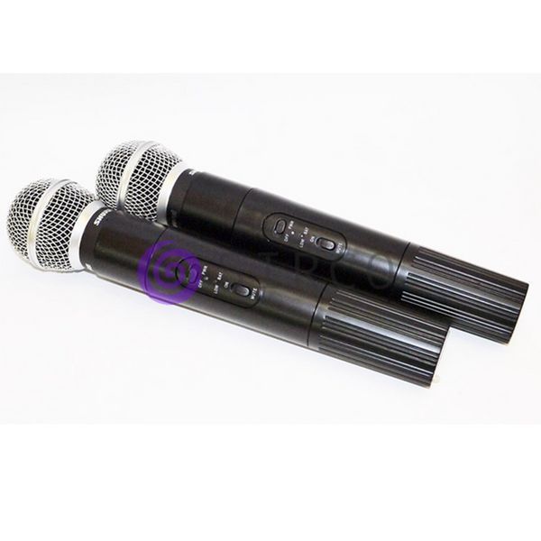 Радиосистема с 2 вокальными динамическими радиомикрофонами Shure UT4 UHF-2 Sm58 (ЖЯ) 11k11p056 фото
